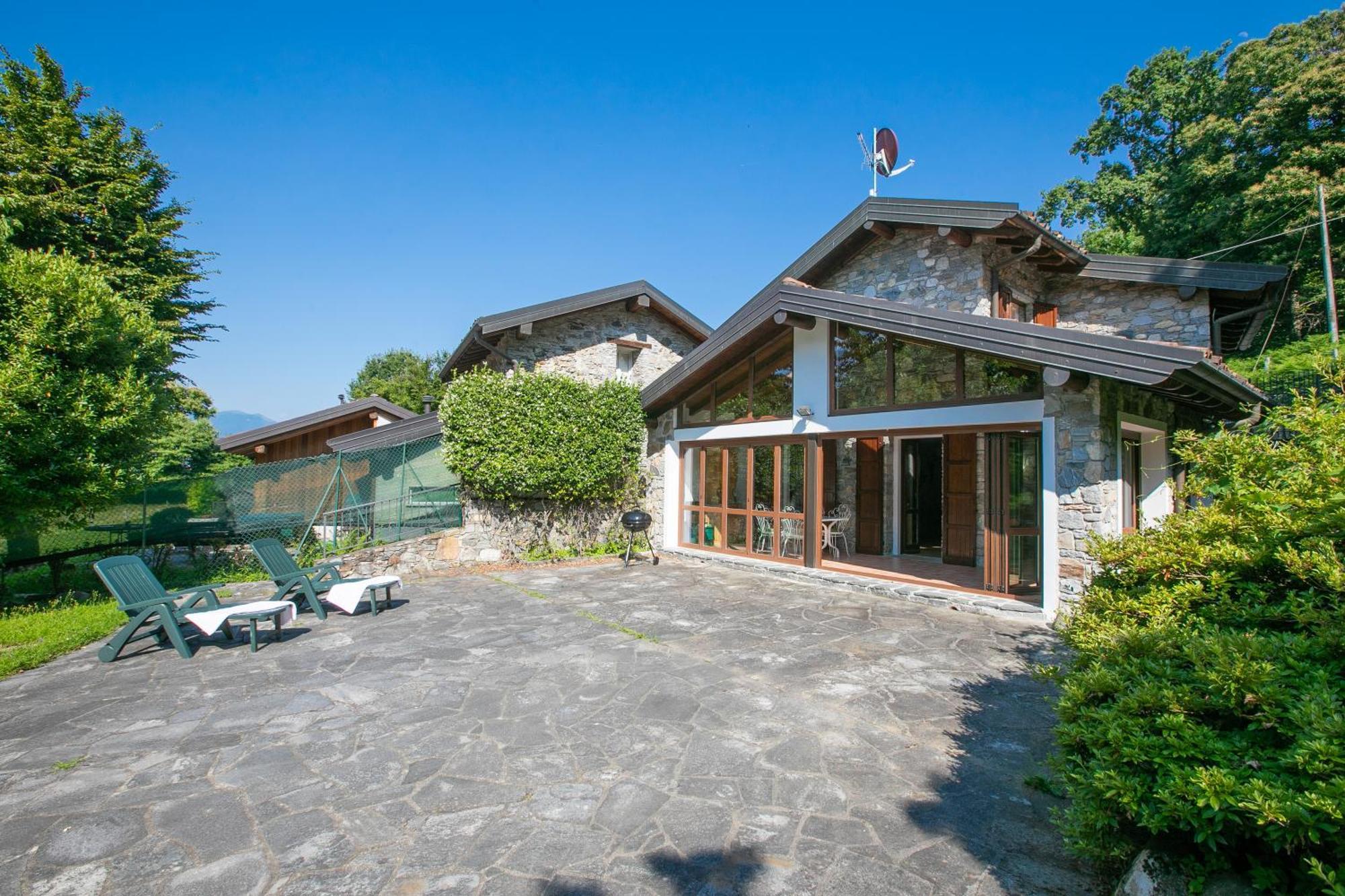 Villa Il Castagno Few Min From Beach - Happy Rentals 카스텔베카나 외부 사진